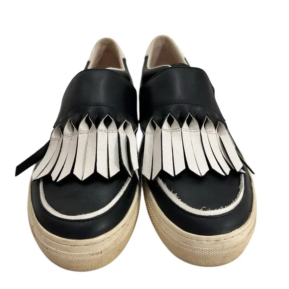Tod's Kiltie Frangia Origami Fringe Slip On Sneakers Black Leather